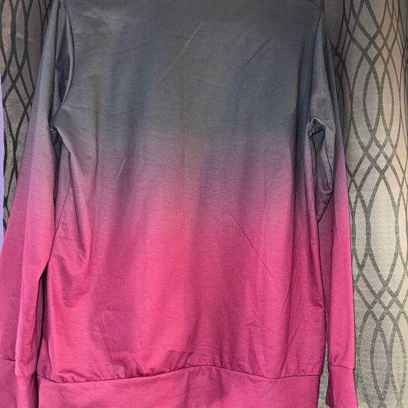Medium long sleeve sweatshirt. Pink and grey - Picture 2 of 2
